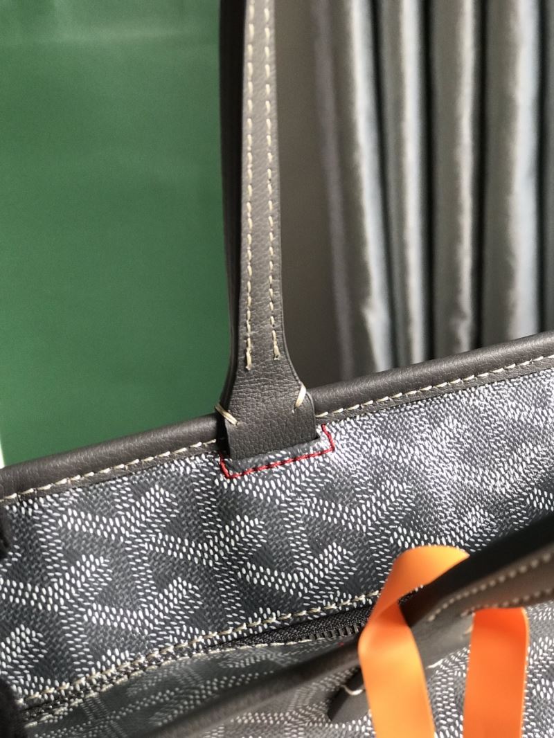 Goyard Shopping Bags